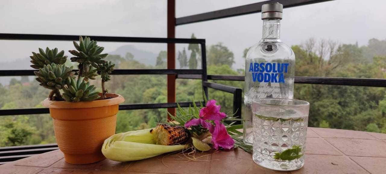 Hotel O Esti Kutum Home Stay Rishop Ngoại thất bức ảnh